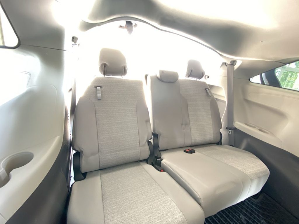Thumbnail: 2023 Toyota Sienna - 10