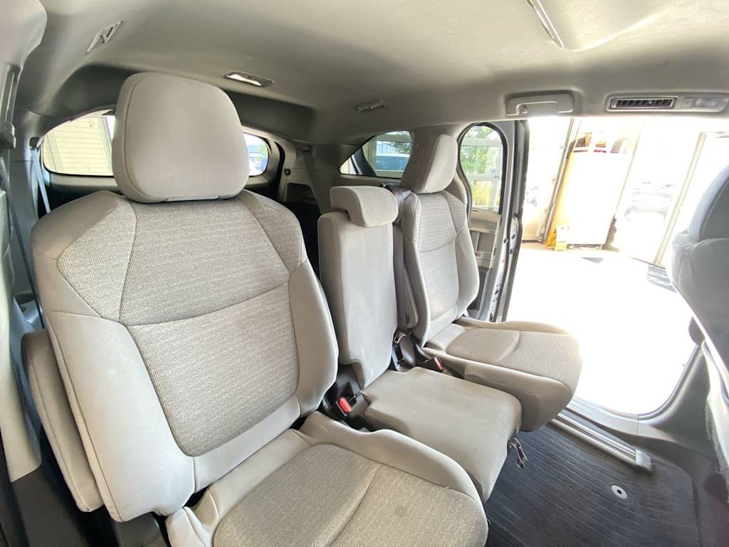 Thumbnail: 2023 Toyota Sienna - 9