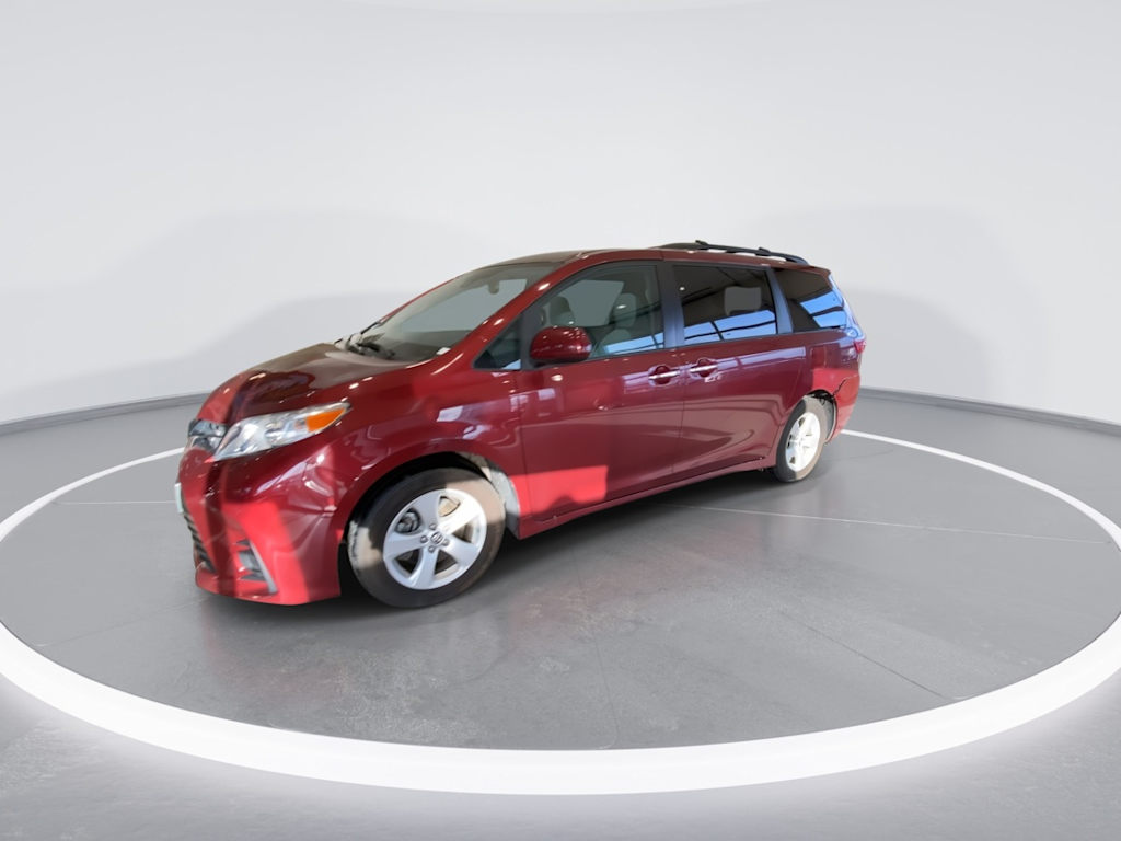 Thumbnail: 2020 Toyota Sienna - 6