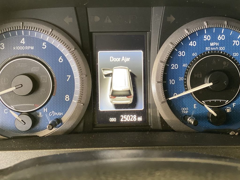 Thumbnail: 2020 Toyota Sienna - 14