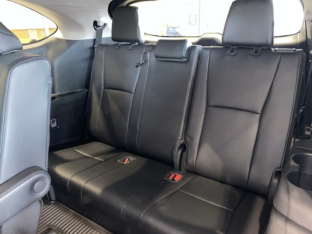 Thumbnail: 2023 Toyota Highlander - 27