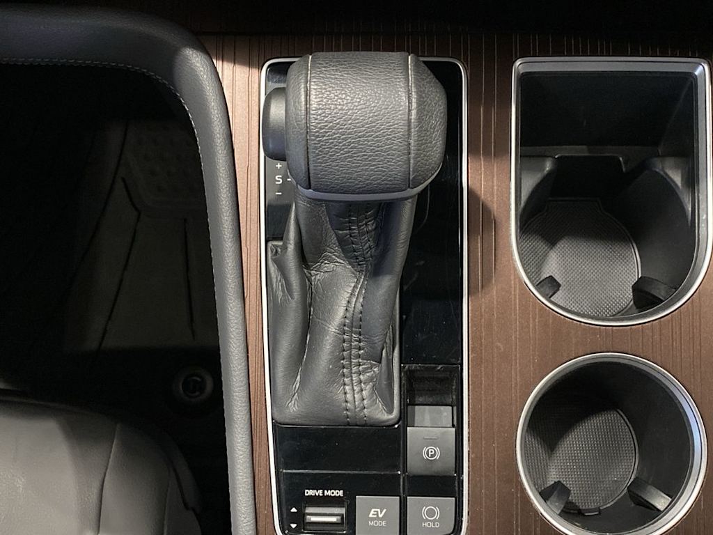Thumbnail: 2021 Toyota Sienna - 15