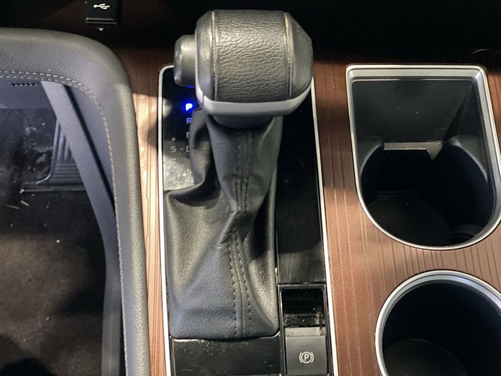Thumbnail: 2024 Toyota Sienna - 12