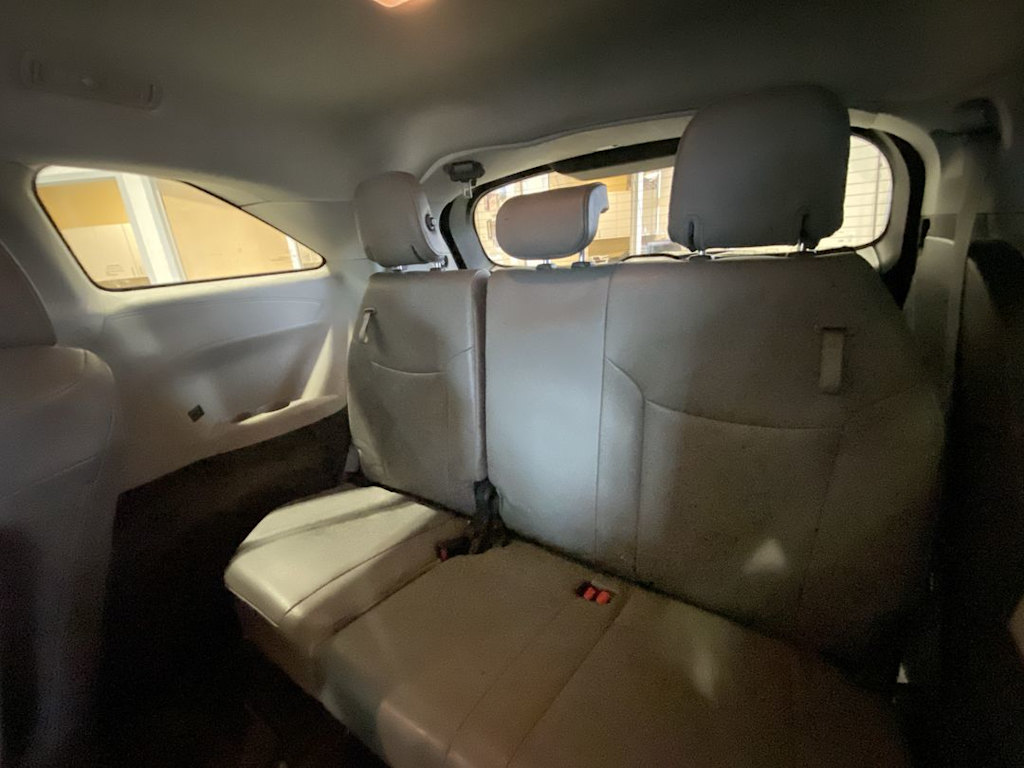 Thumbnail: 2023 Toyota Sienna - 27