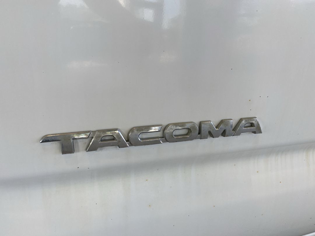 Thumbnail: 2005 Toyota Tacoma - 7