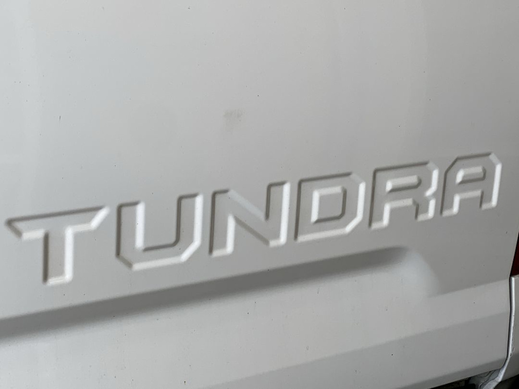 Thumbnail: 2018 Toyota Tundra - 20