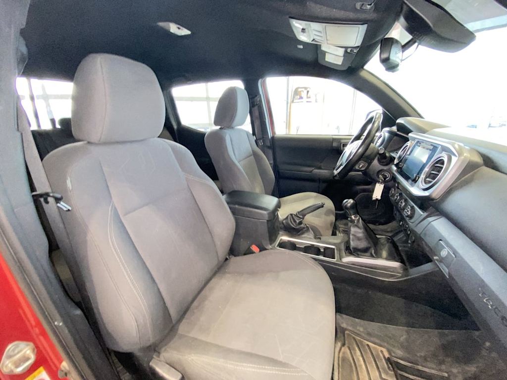 2019 Toyota Tacoma TRD Off-Road 25