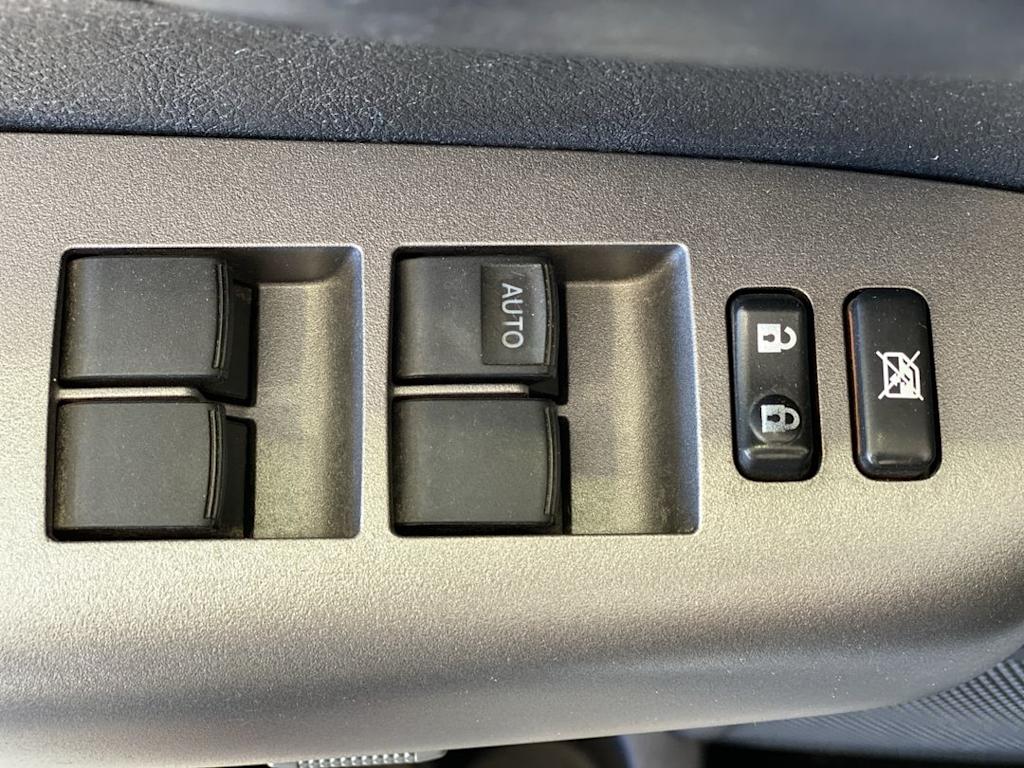 Thumbnail: 2012 Toyota Tundra - 23