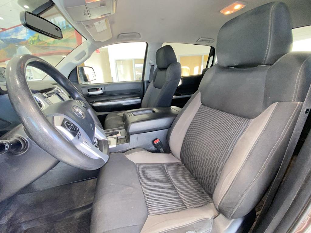 2017 Toyota Tundra SR5 9