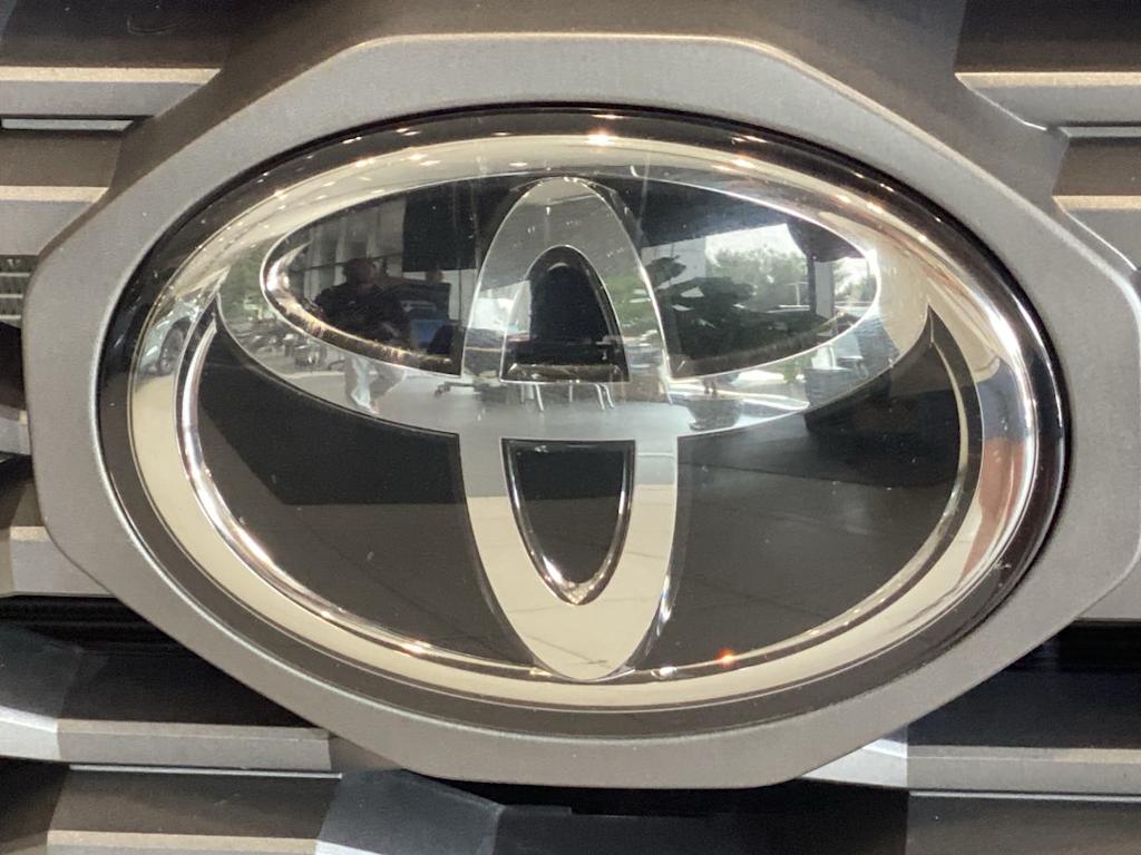 Thumbnail: 2021 Toyota Tacoma - 19