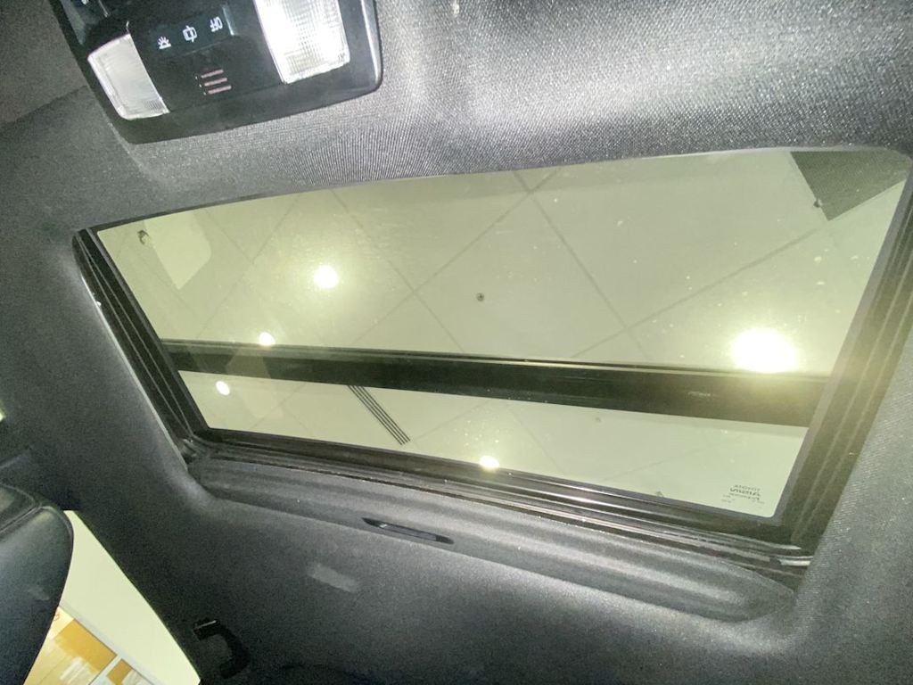 Thumbnail: 2019 Toyota Tacoma - 25