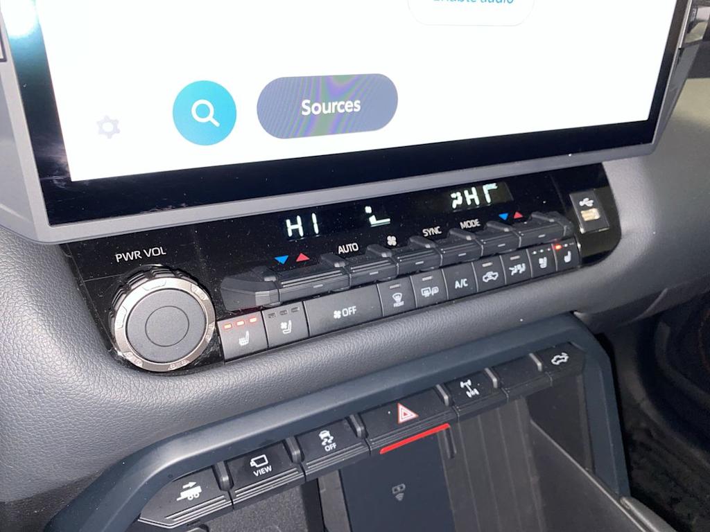 Thumbnail: 2025 Toyota Tundra - 24