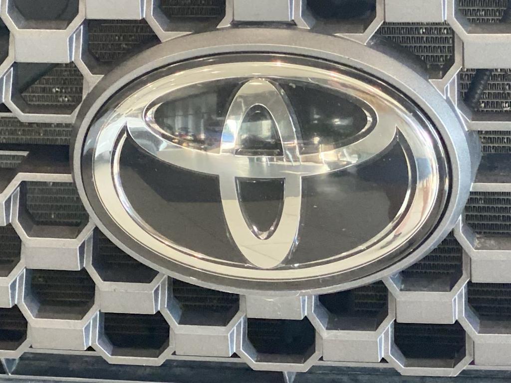 Thumbnail: 2020 Toyota Tundra - 19