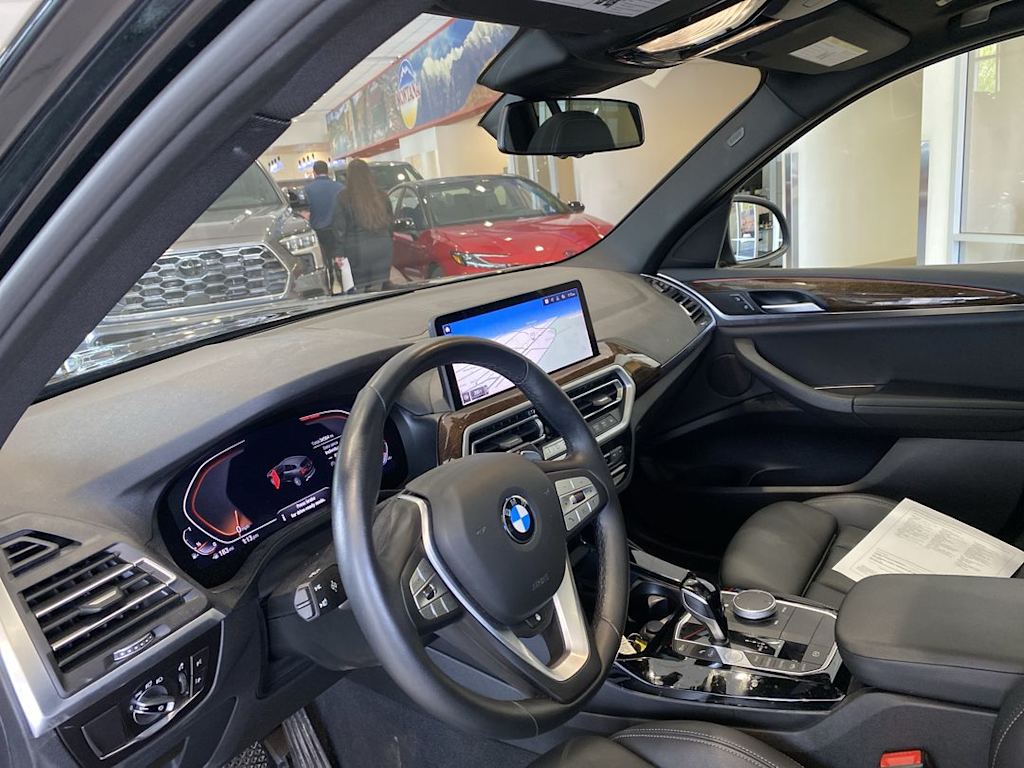 Thumbnail: 2022 BMW X3 - 13