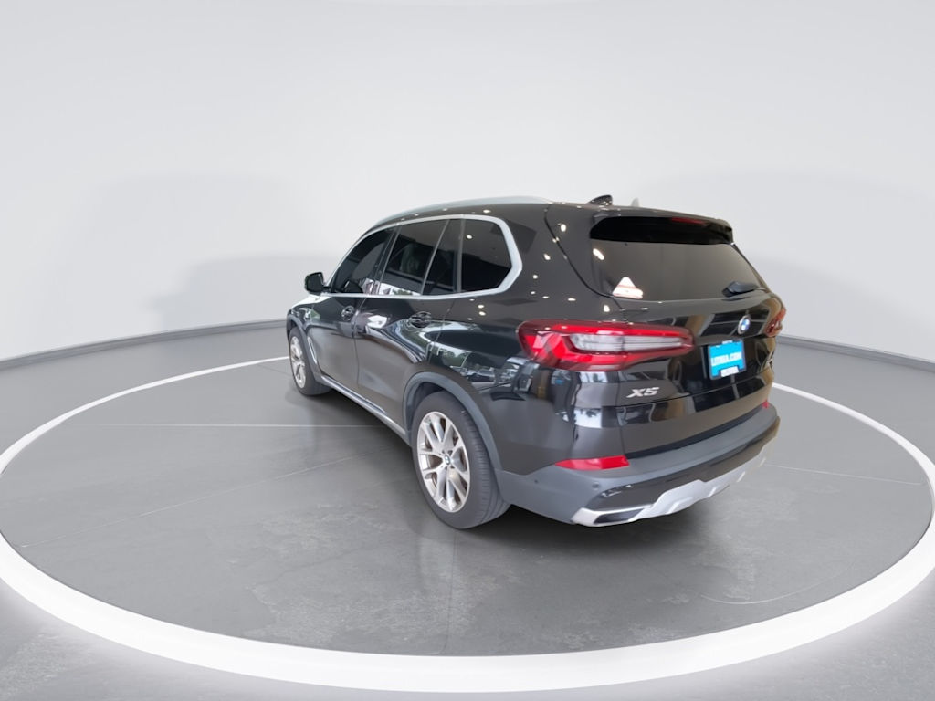 Thumbnail: 2021 BMW X5 - 5
