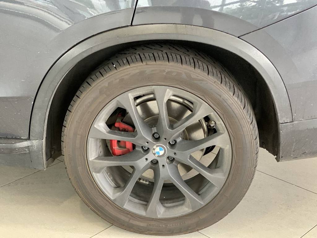 Thumbnail: 2019 BMW X5 - 8