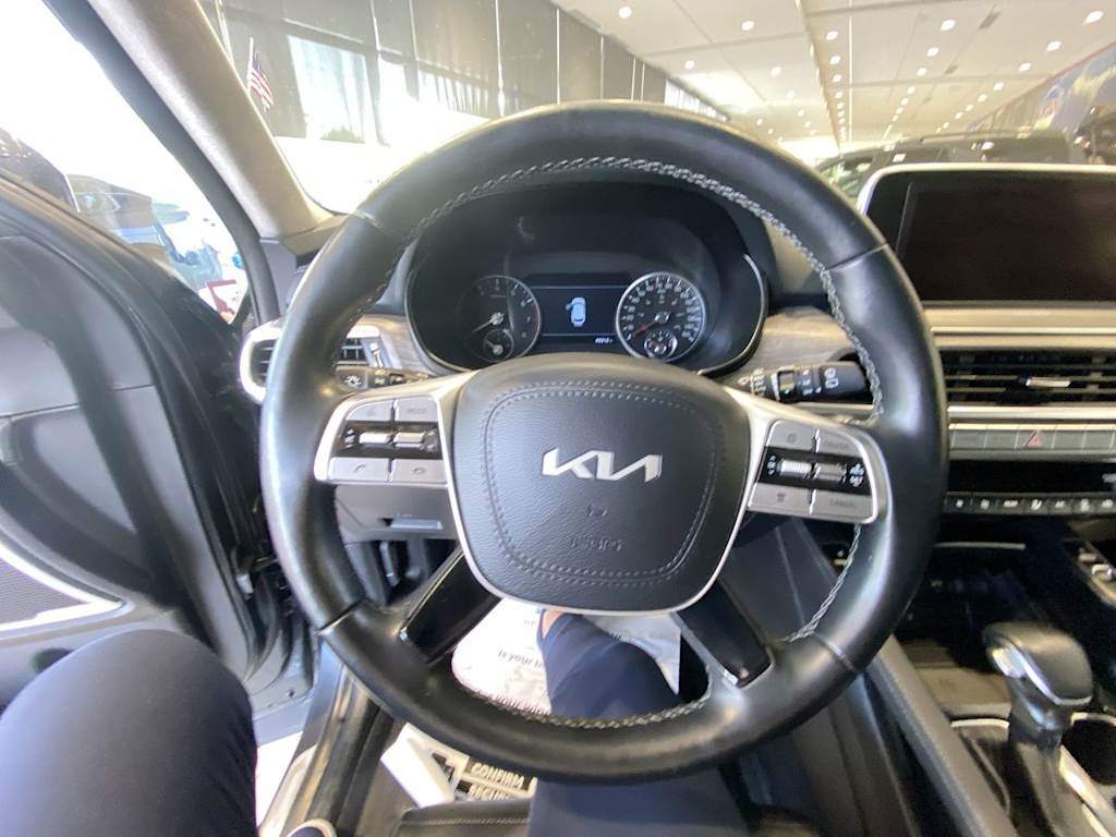 Thumbnail: 2022 Kia Telluride - 2