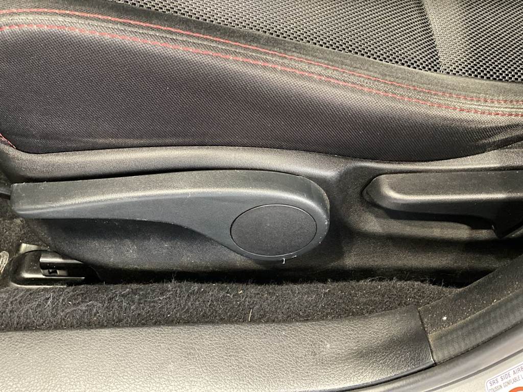 Thumbnail: 2011 Subaru Impreza - 21