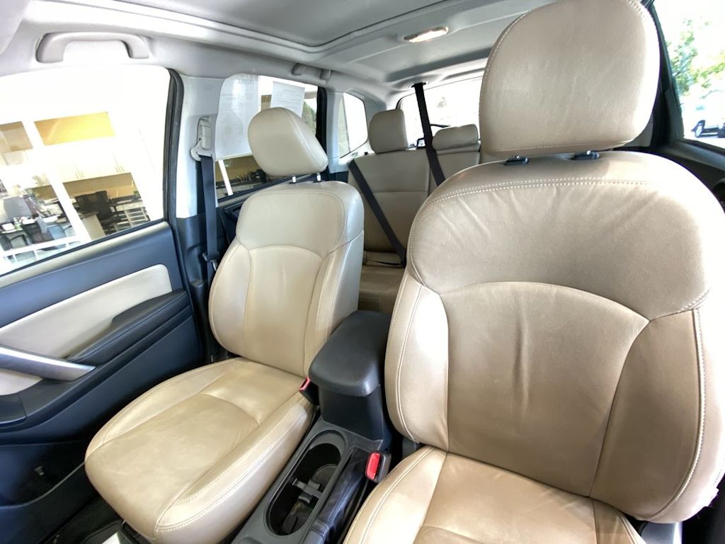 Thumbnail: 2017 Subaru Forester - 8