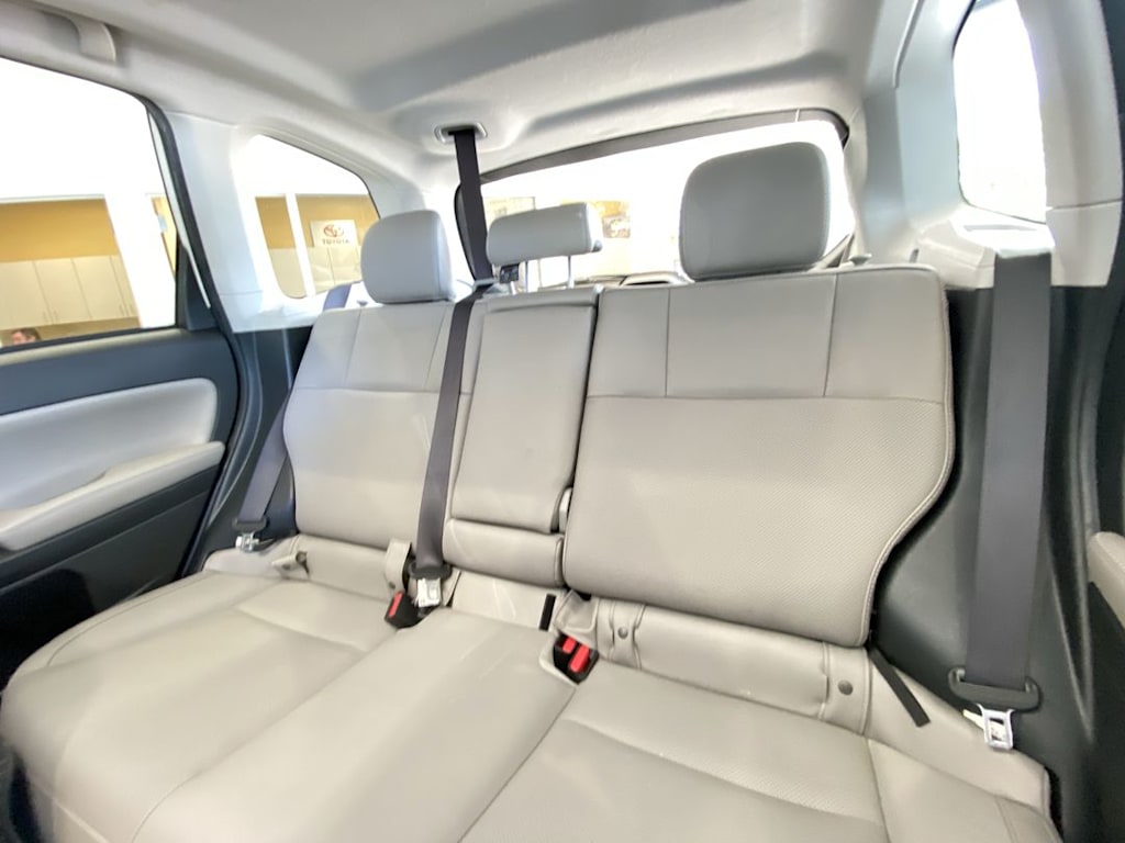 Thumbnail: 2017 Subaru Forester - 11