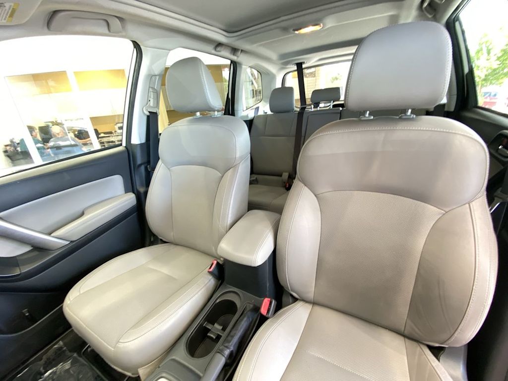 Thumbnail: 2017 Subaru Forester - 9