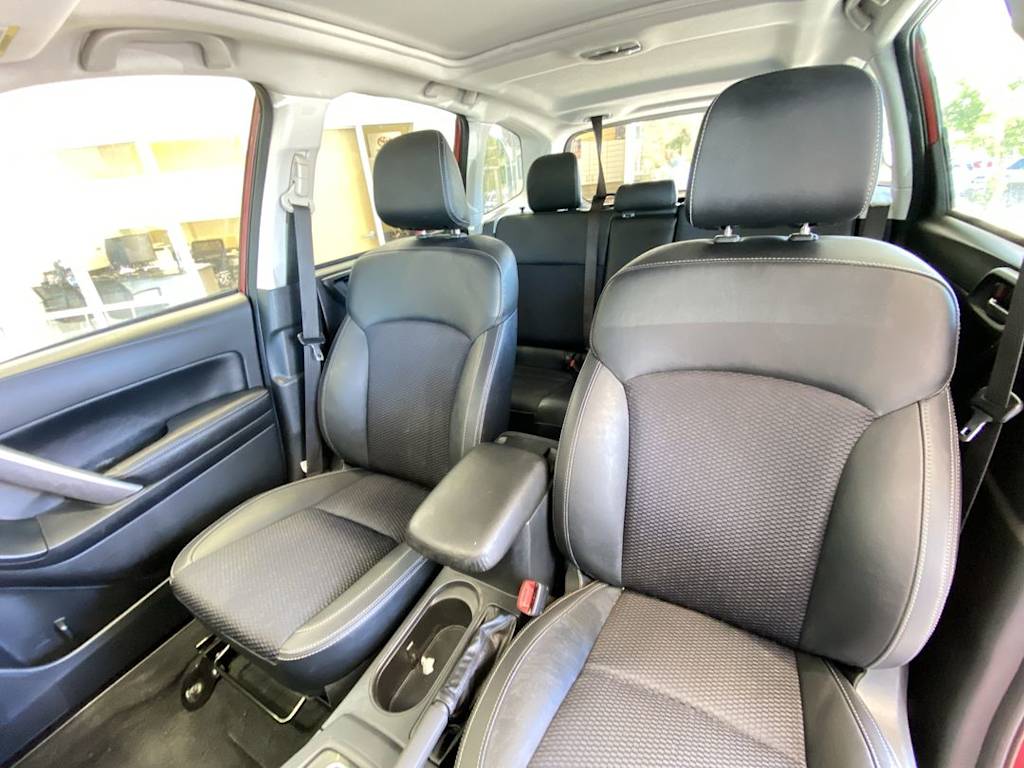 Thumbnail: 2018 Subaru Forester - 9