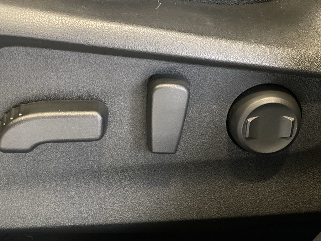 Thumbnail: 2022 Subaru Forester - 23