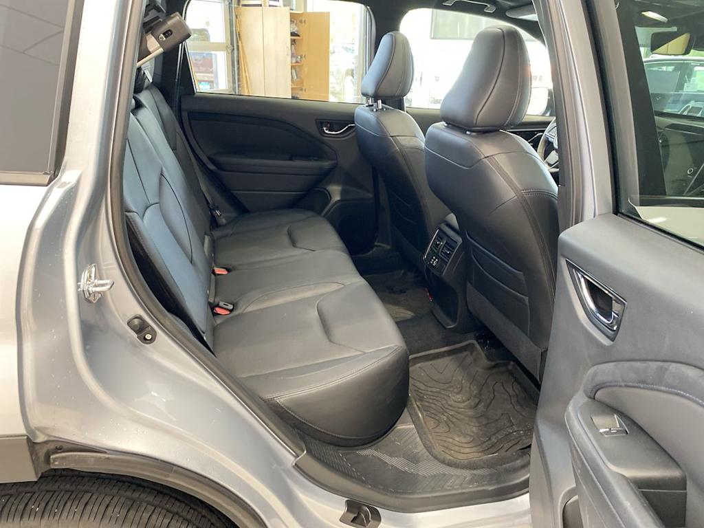 Thumbnail: 2025 Subaru Forester - 12