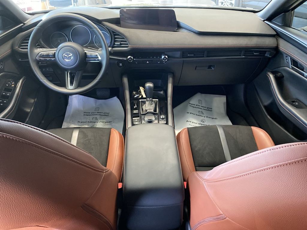 Thumbnail: 2024 Mazda Mazda3 - 9