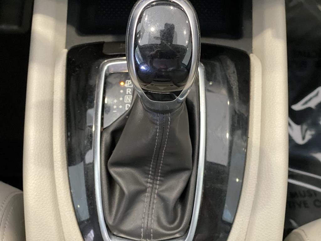 Thumbnail: 2020 Nissan Rogue Sport - 12