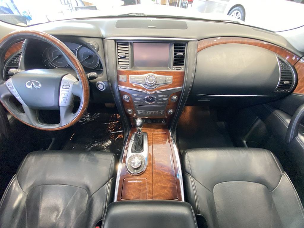Thumbnail: 2017 INFINITI QX80 - 9