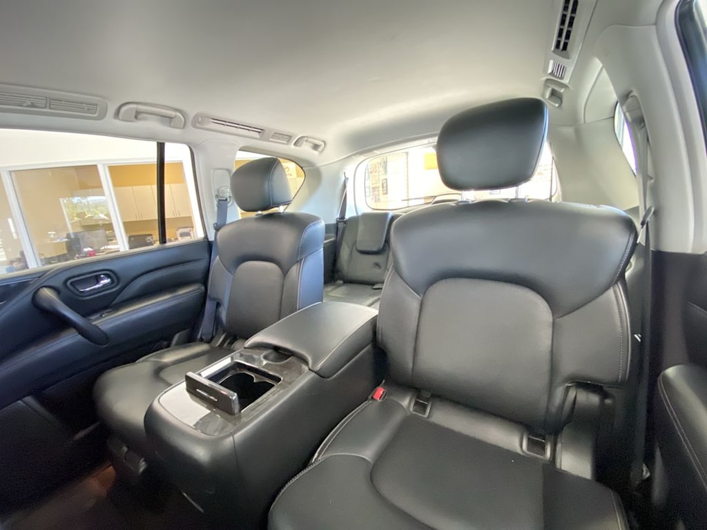 Thumbnail: 2020 INFINITI QX80 - 10