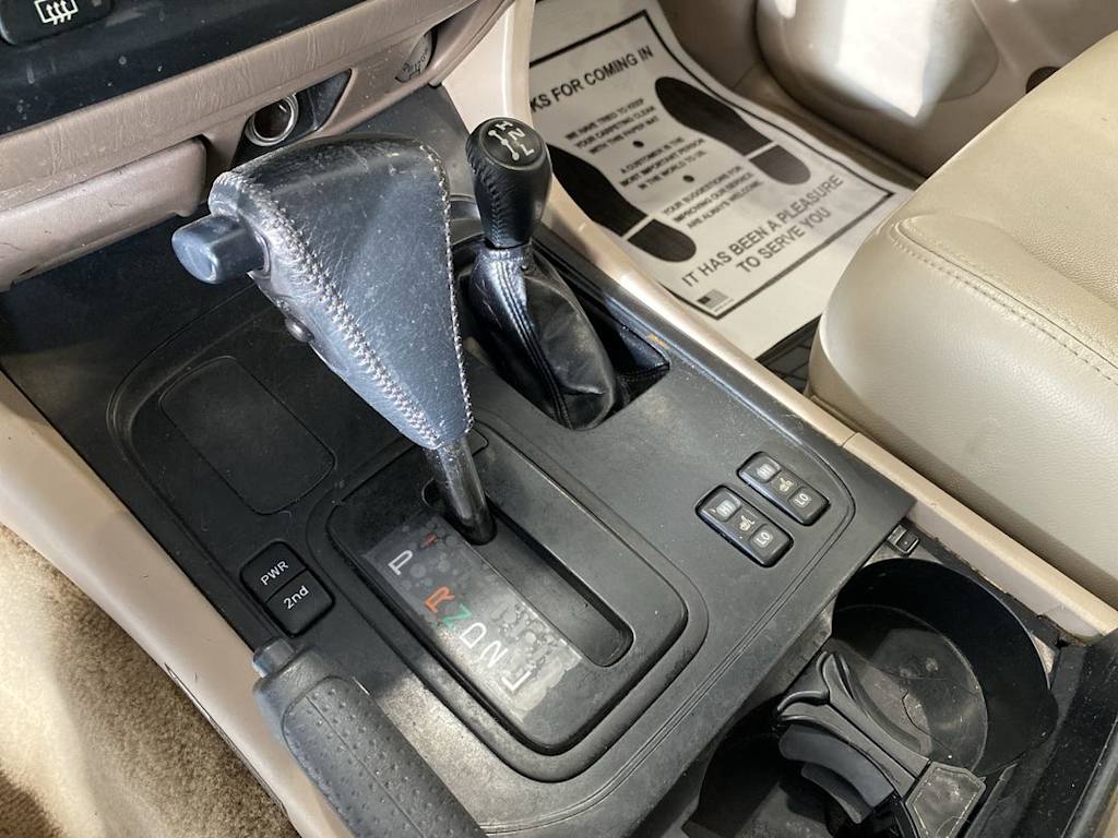 Thumbnail: 2000 Toyota Land Cruiser - 13