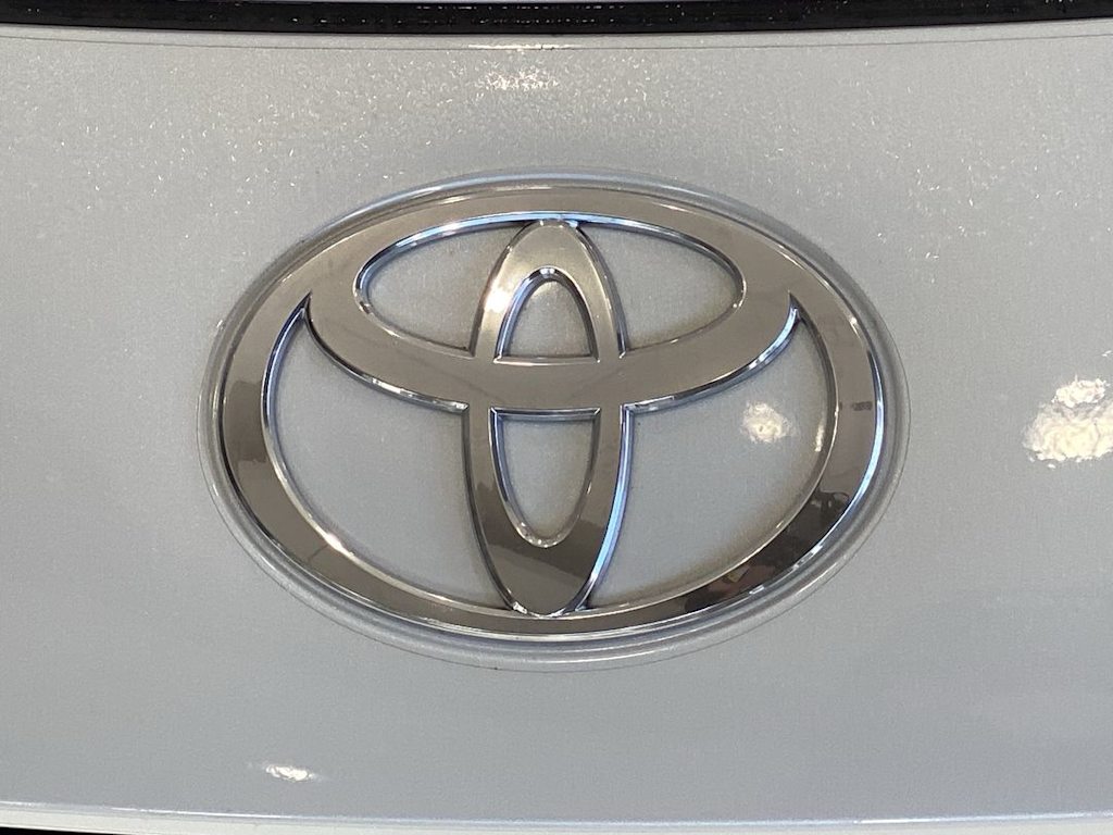 Thumbnail: 2024 Toyota Prius - 19