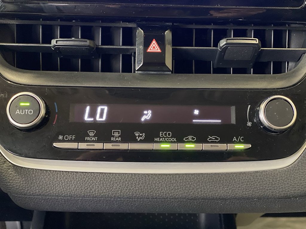 Thumbnail: 2024 Toyota Corolla - 25