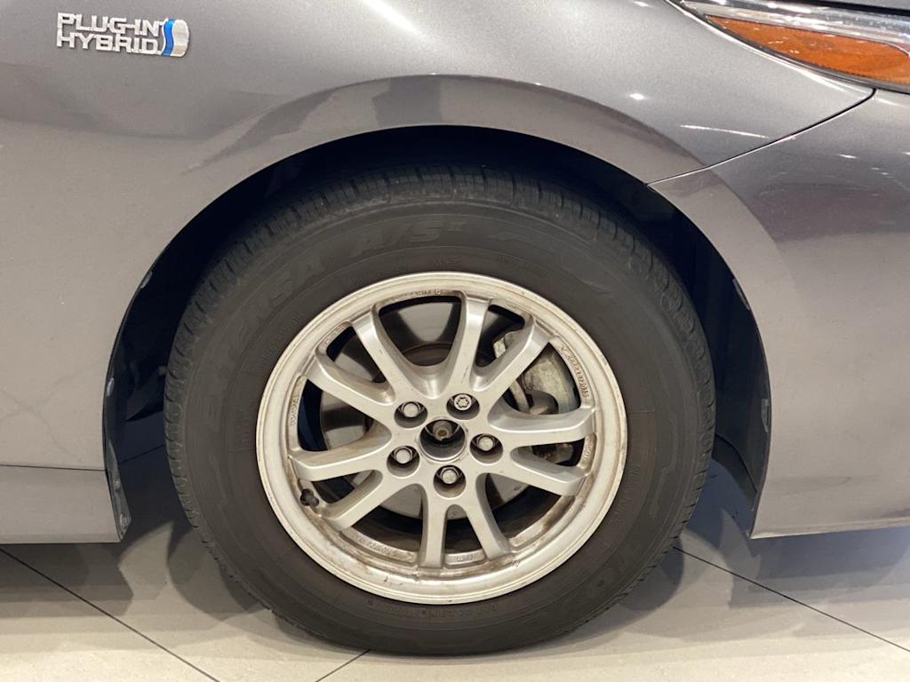 Thumbnail: 2022 Toyota Prius Prime - 6