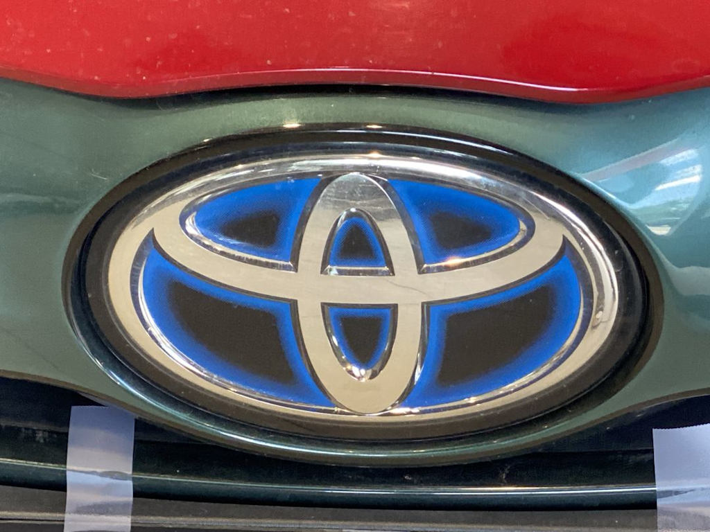 Thumbnail: 2017 Toyota Prius Prime - 19