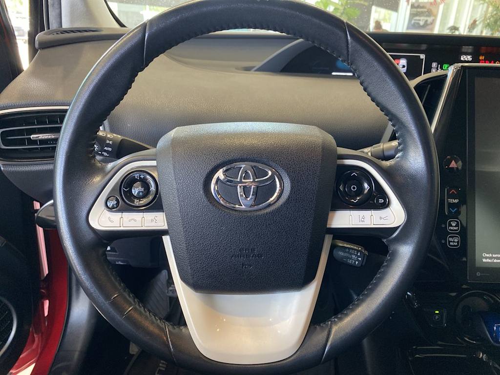 Thumbnail: 2017 Toyota Prius Prime - 2