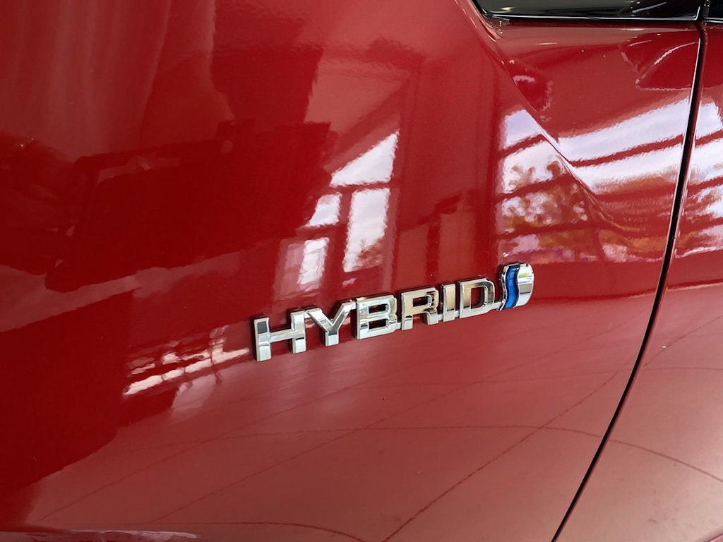 Thumbnail: 2016 Toyota Prius - 19