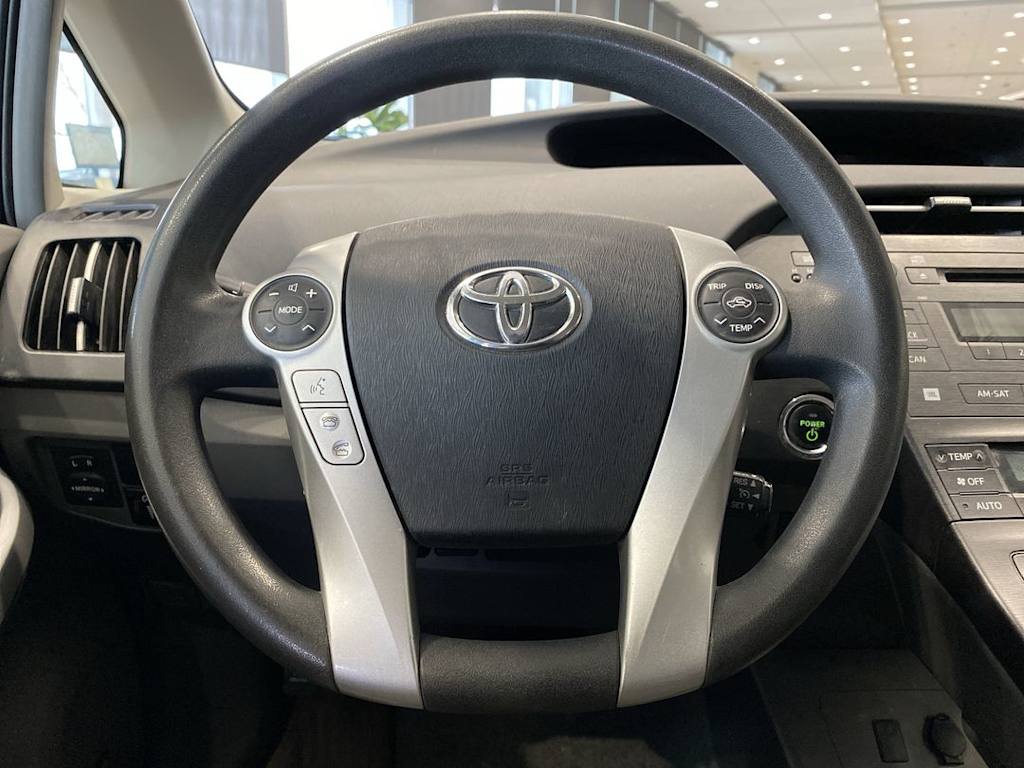 2010 Toyota Prius Three 2