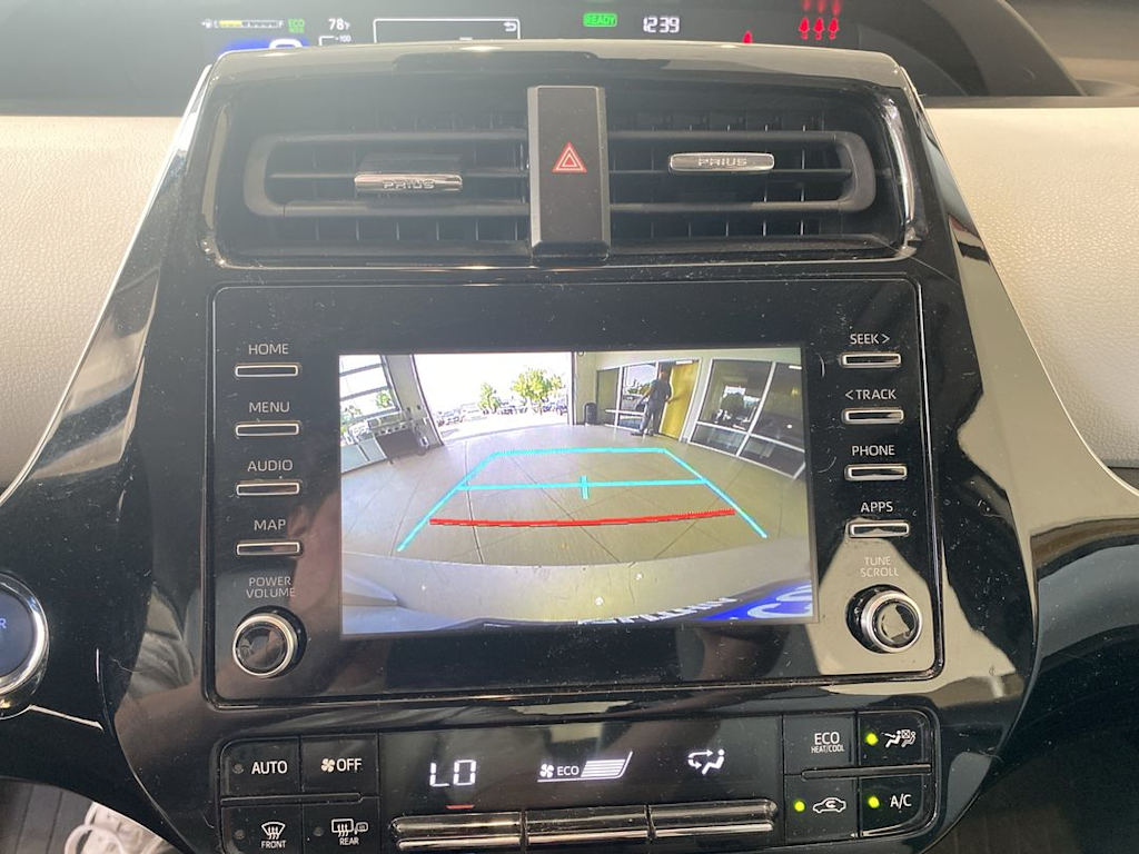 Thumbnail: 2020 Toyota Prius - 23