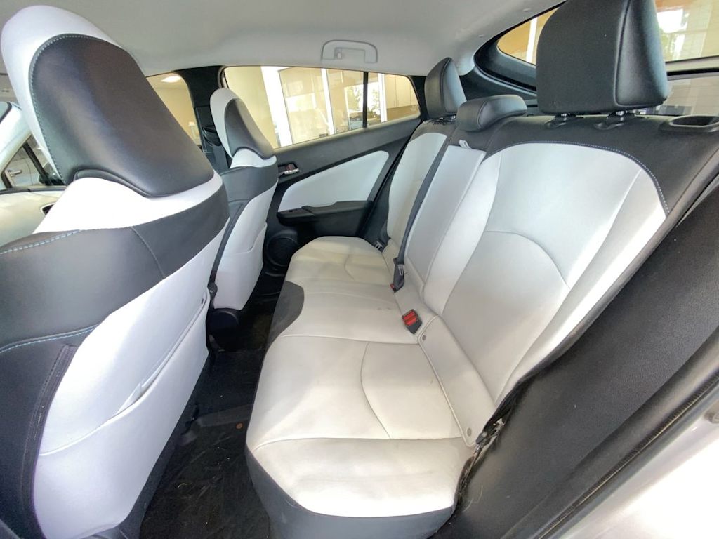 Thumbnail: 2020 Toyota Prius - 12