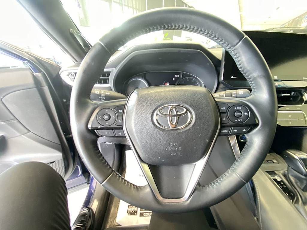 Thumbnail: 2021 Toyota Venza - 2