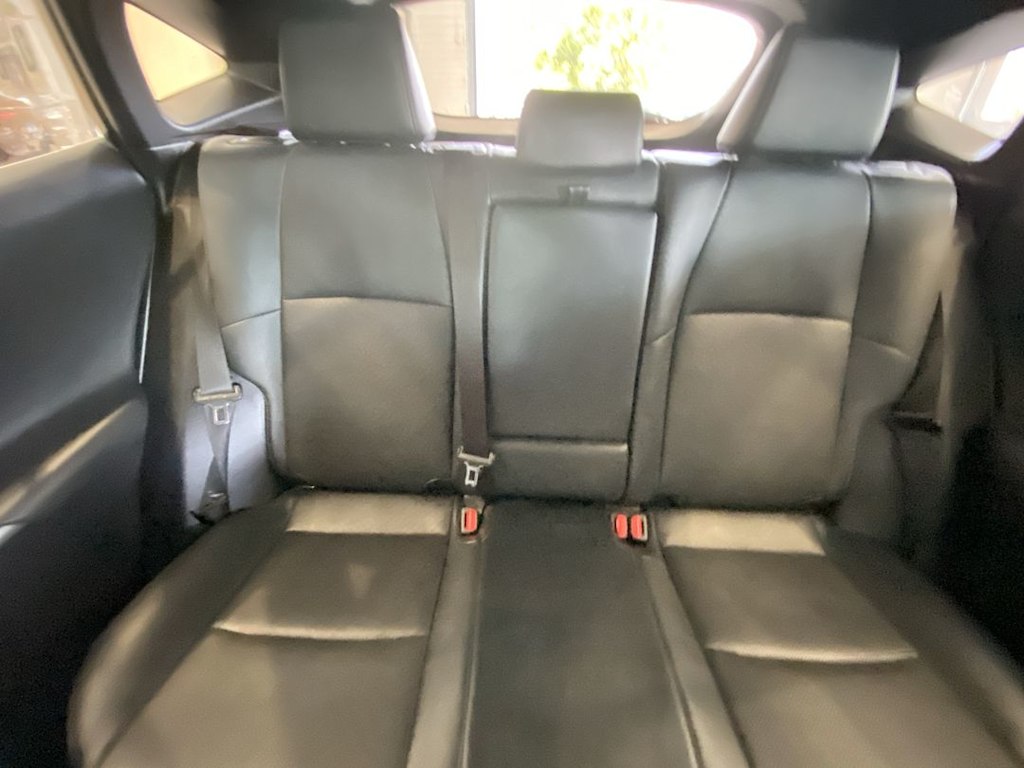 Thumbnail: 2021 Toyota Venza - 9