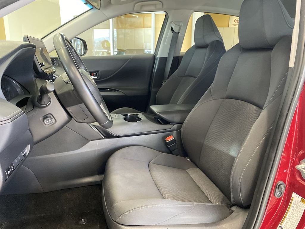 Thumbnail: 2023 Toyota Venza - 7