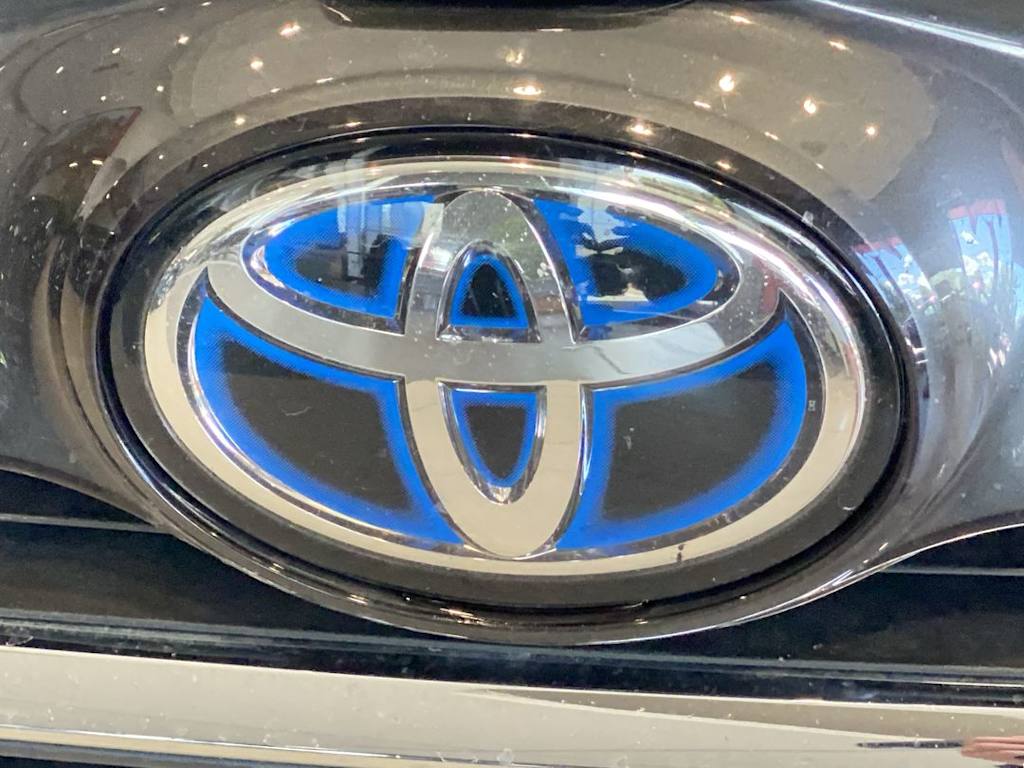 Thumbnail: 2024 Toyota Venza - 7