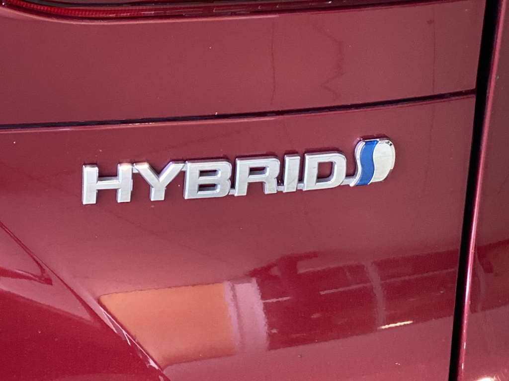 Thumbnail: 2021 Toyota Venza - 21
