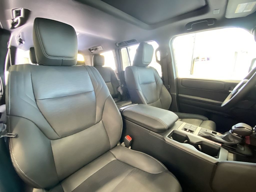 Thumbnail: 2027 Toyota Land Cruiser - 11