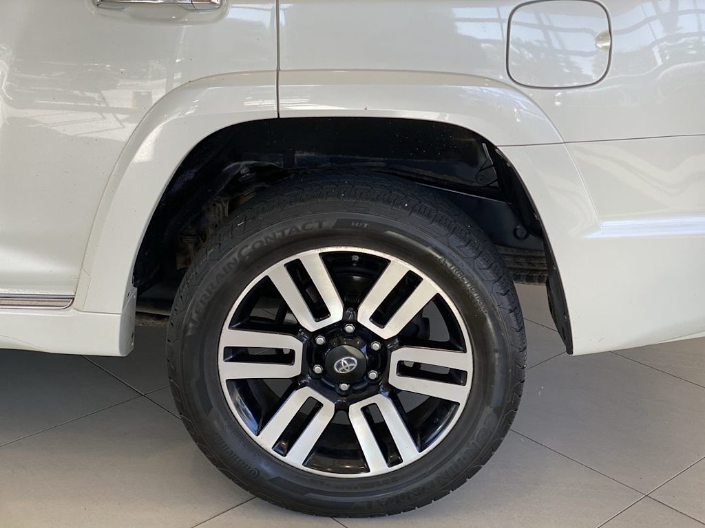 Thumbnail: 2016 Toyota 4Runner - 7