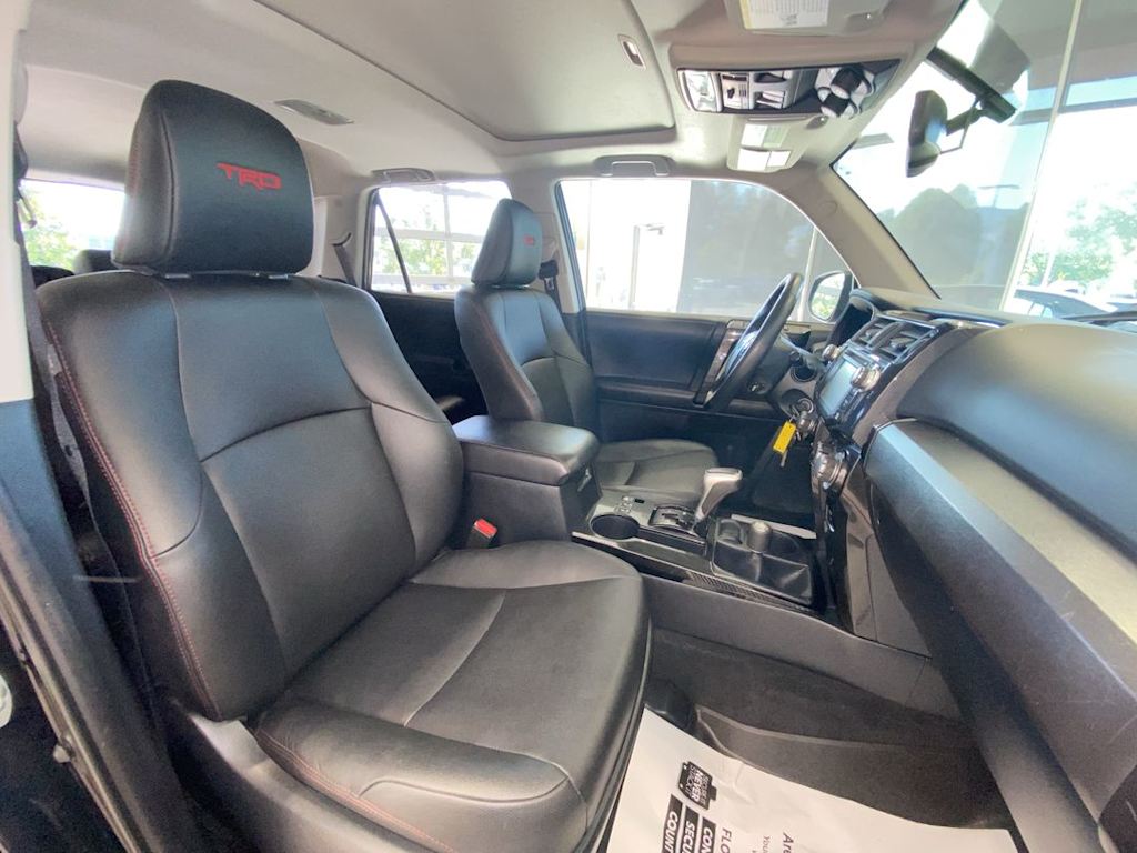 Thumbnail: 2019 Toyota 4Runner - 9